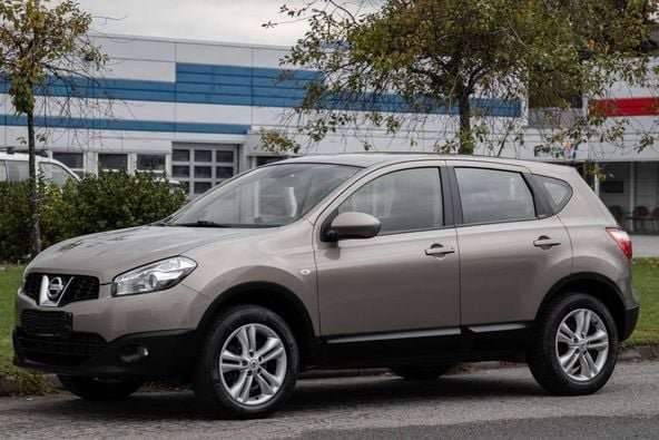 1 Nissan Qashqai – Image 1