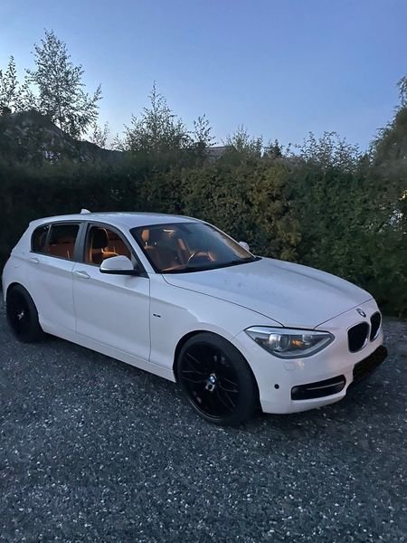 1 BMW Série 1 – Image 1