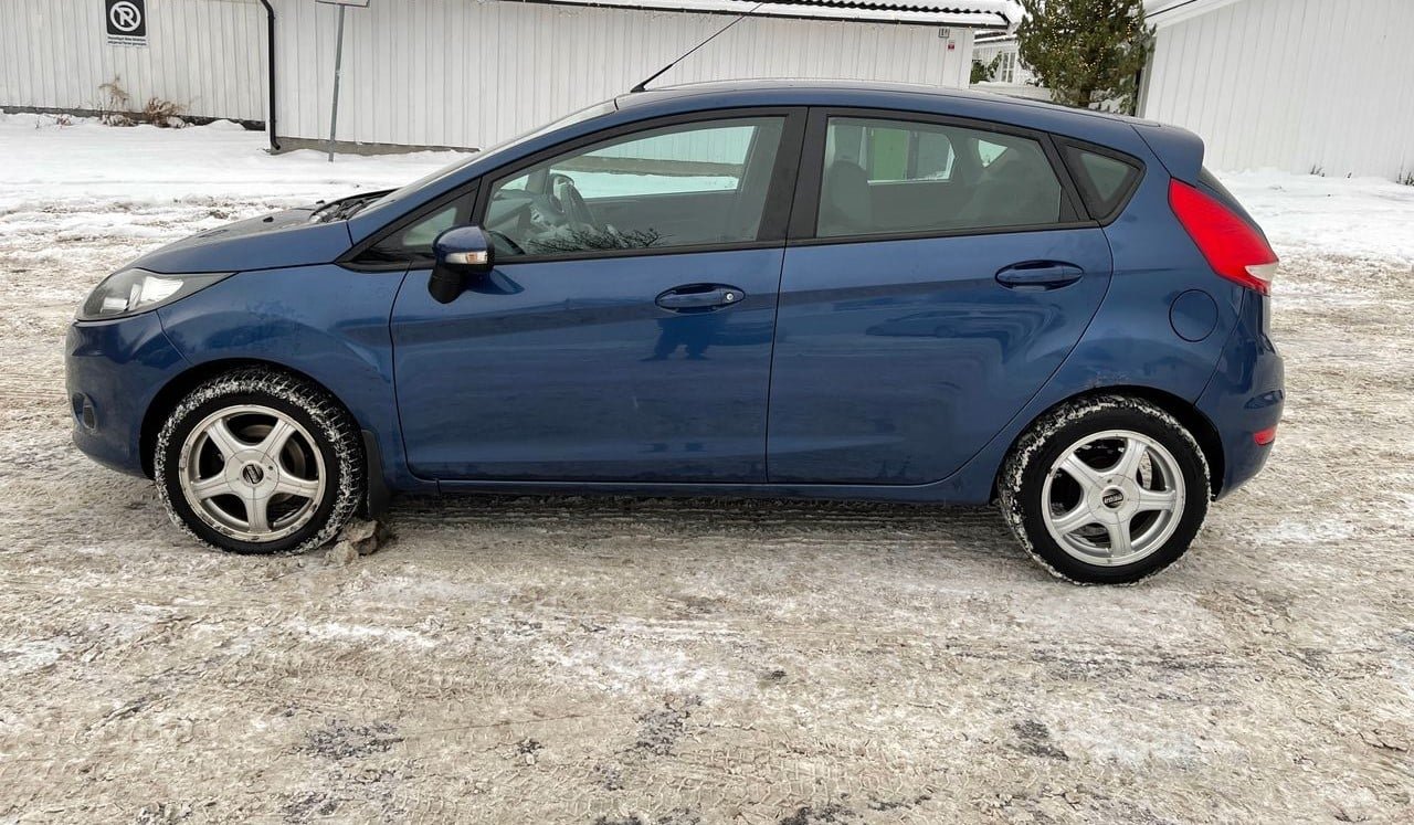 1 Ford Fiesta – Image 1