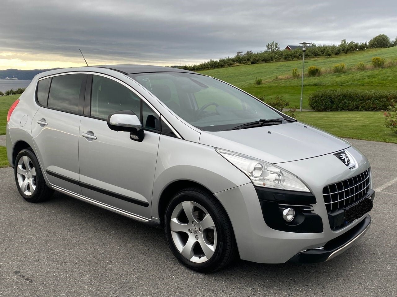 1 Peugeot 3008 – Image 1