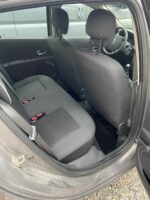 Renault Clio – Image 9