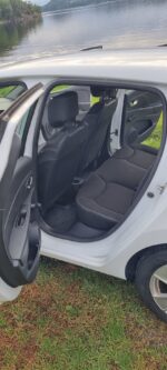Renault Clio – Image 9