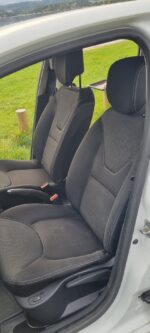 Renault Clio – Image 10