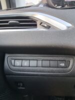 Peugeot 208 – Image 12