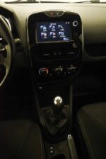 Renault Clio – Image 12