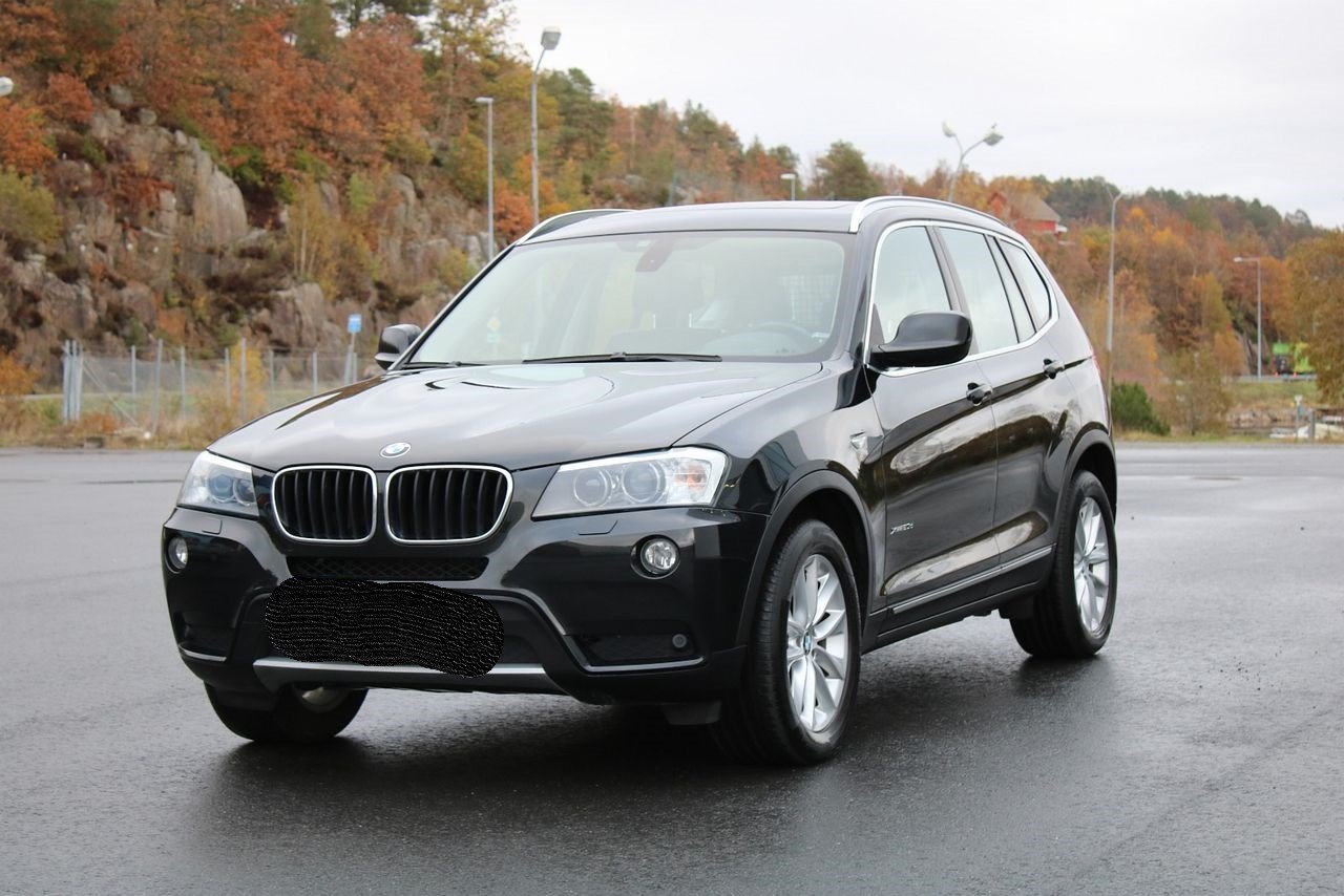 2 BMW X3 – Image 1