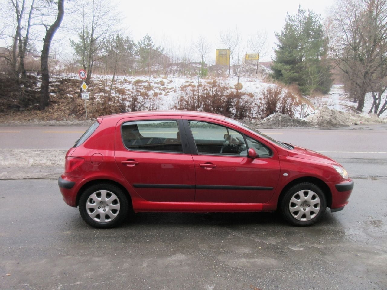 2 Peugeot 307 – Image 1