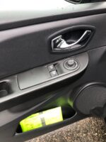 Renault Clio – Image 6