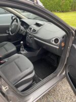 Renault Clio – Image 8